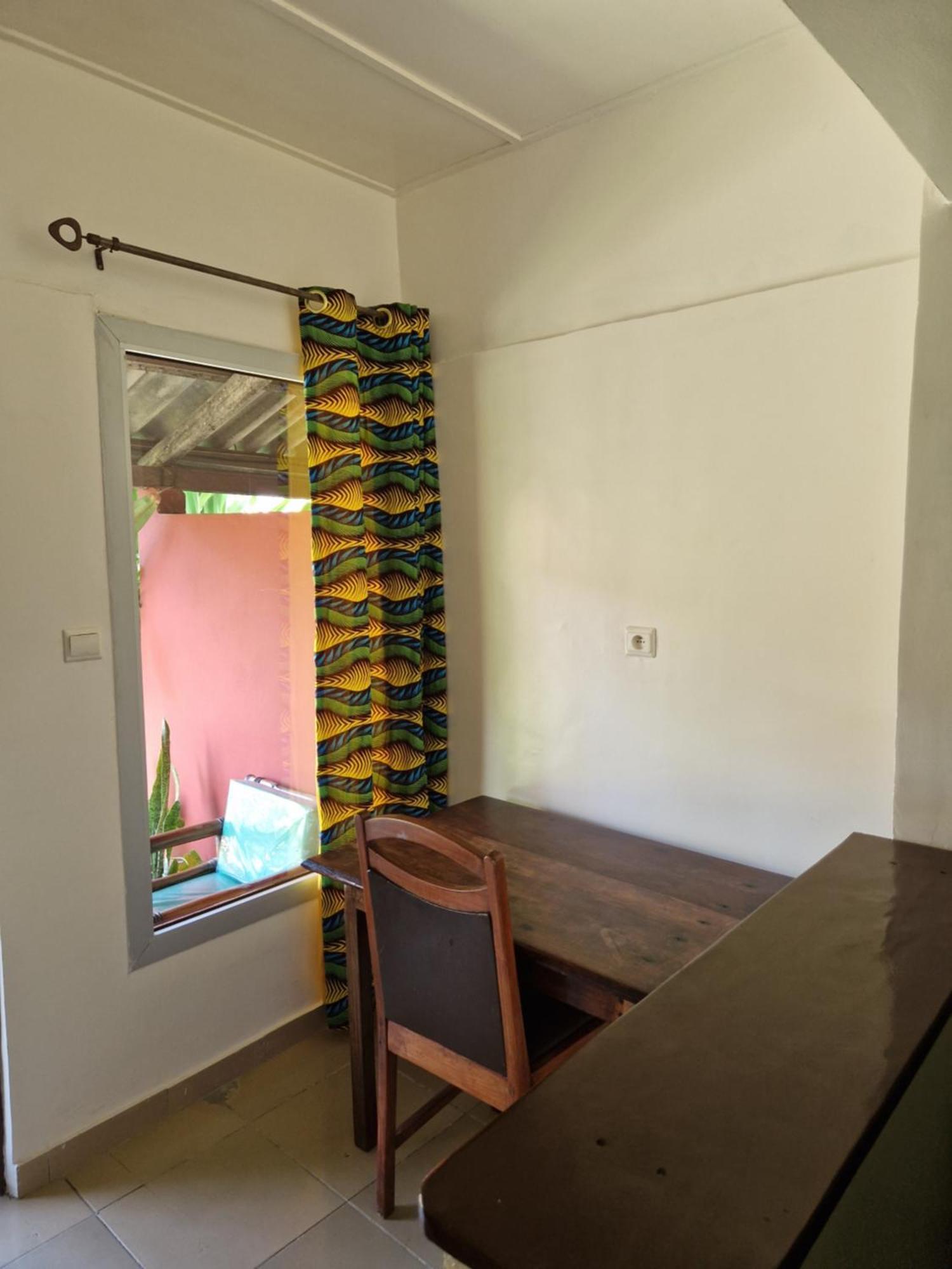 Hotel Robinson Plage Lomé Habitación foto