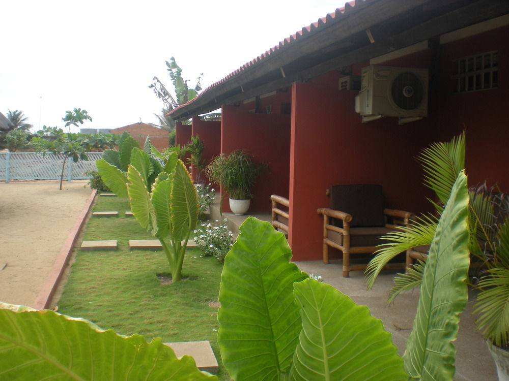 Hotel Robinson Plage Lomé Exterior foto